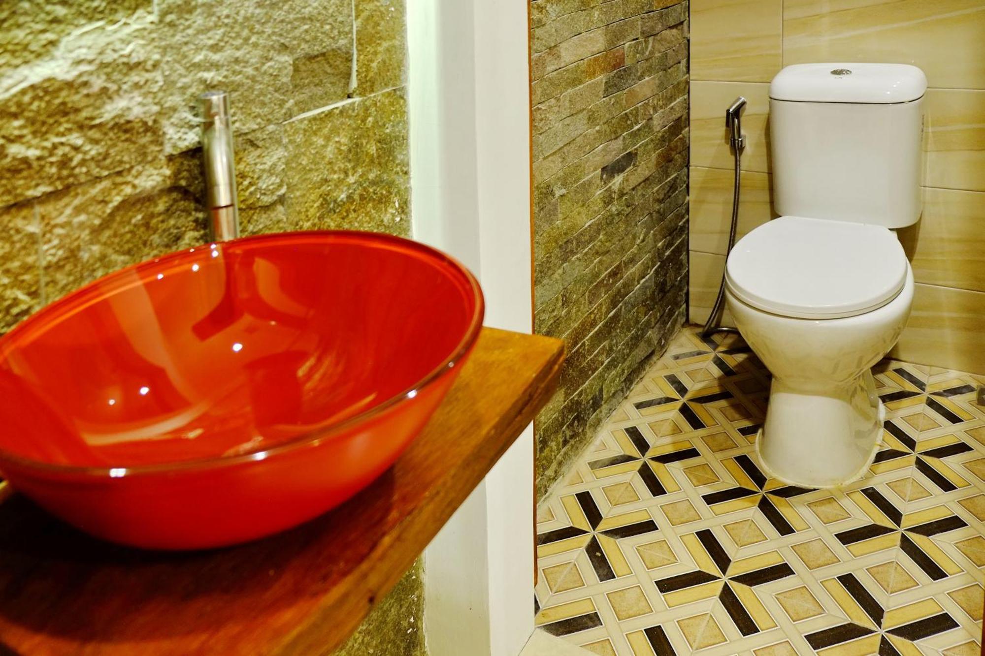 O.B Oemah Bone Homestay Sanur  Luaran gambar